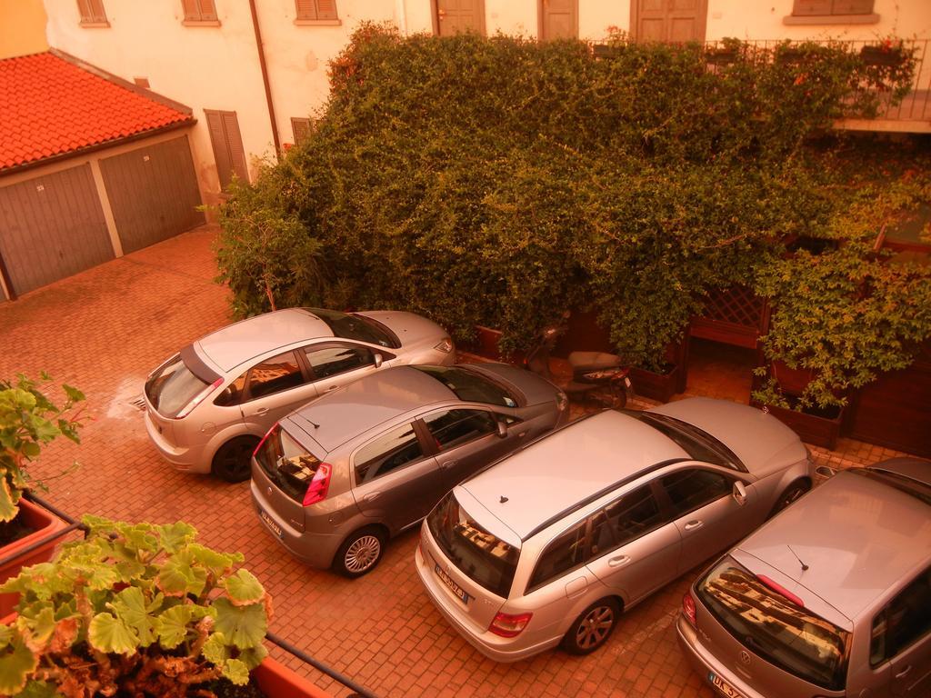 Appartamento Via Comune Antico Mailand Zimmer foto